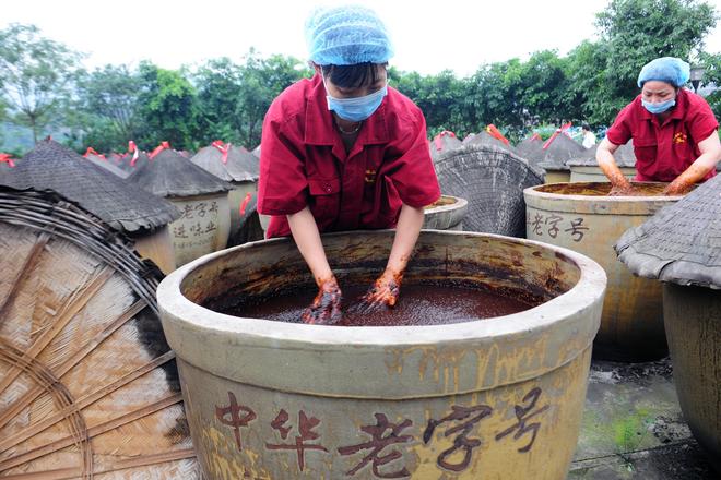 年匠心酿岁月 薪火相传谱新篇麻将胡了app江津酿造：百(图5)